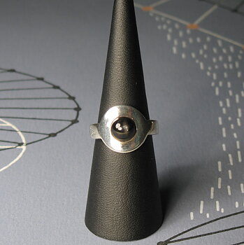 Circle Ring Svart