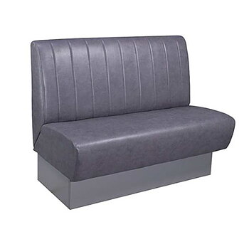 Soffa med sockel och sömmar