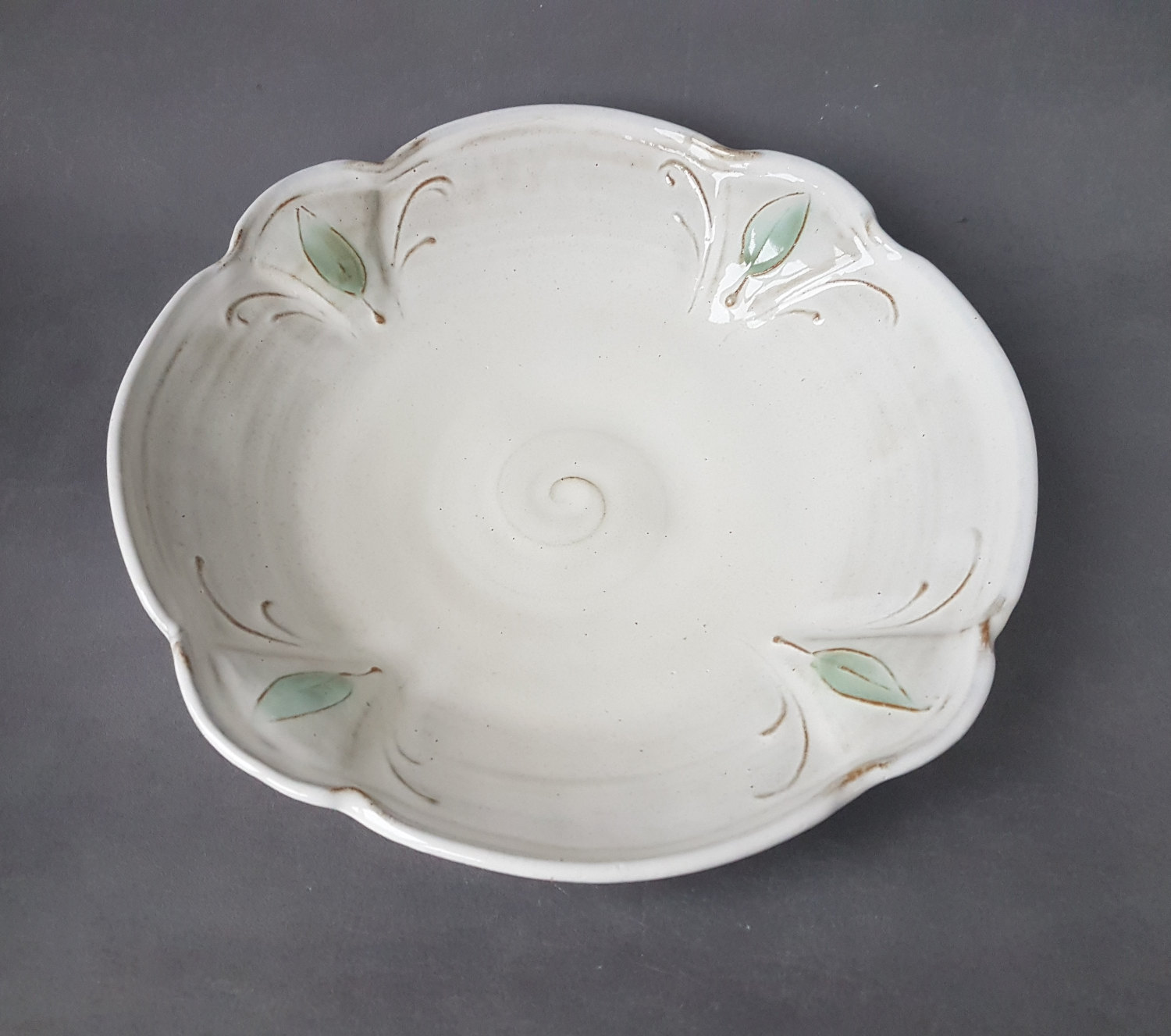 Fruit bowl with four leaves - 2