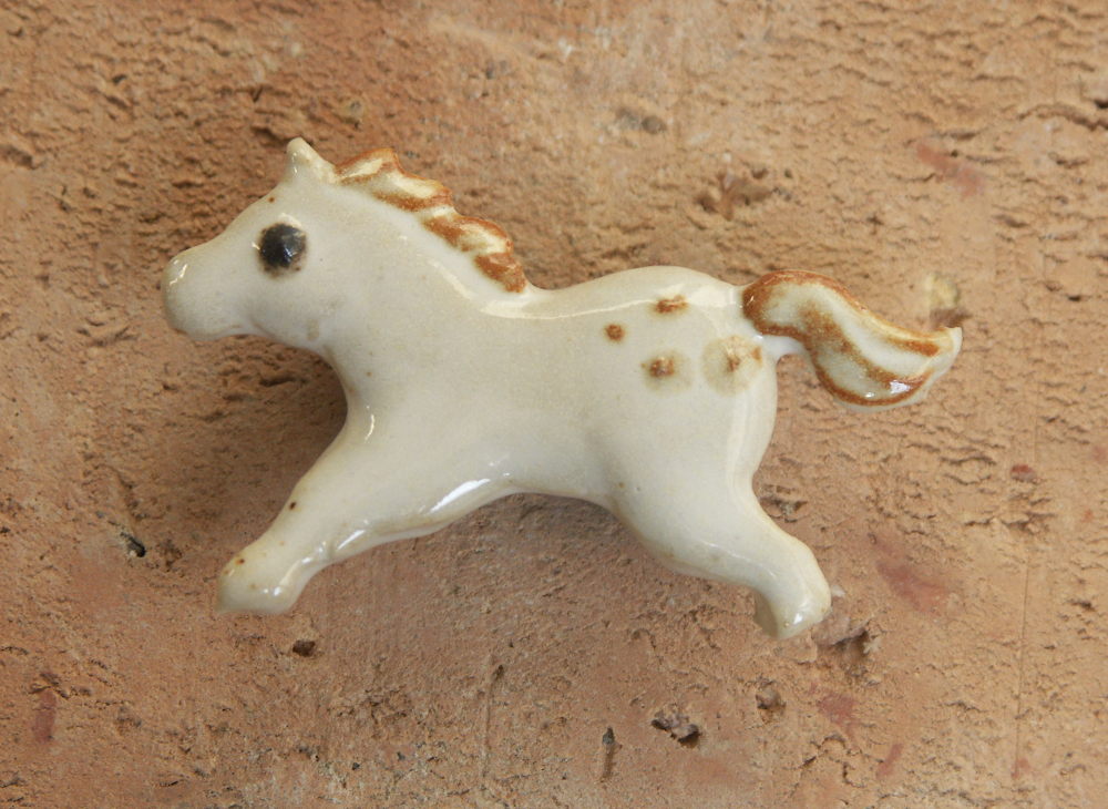 magnet, horse