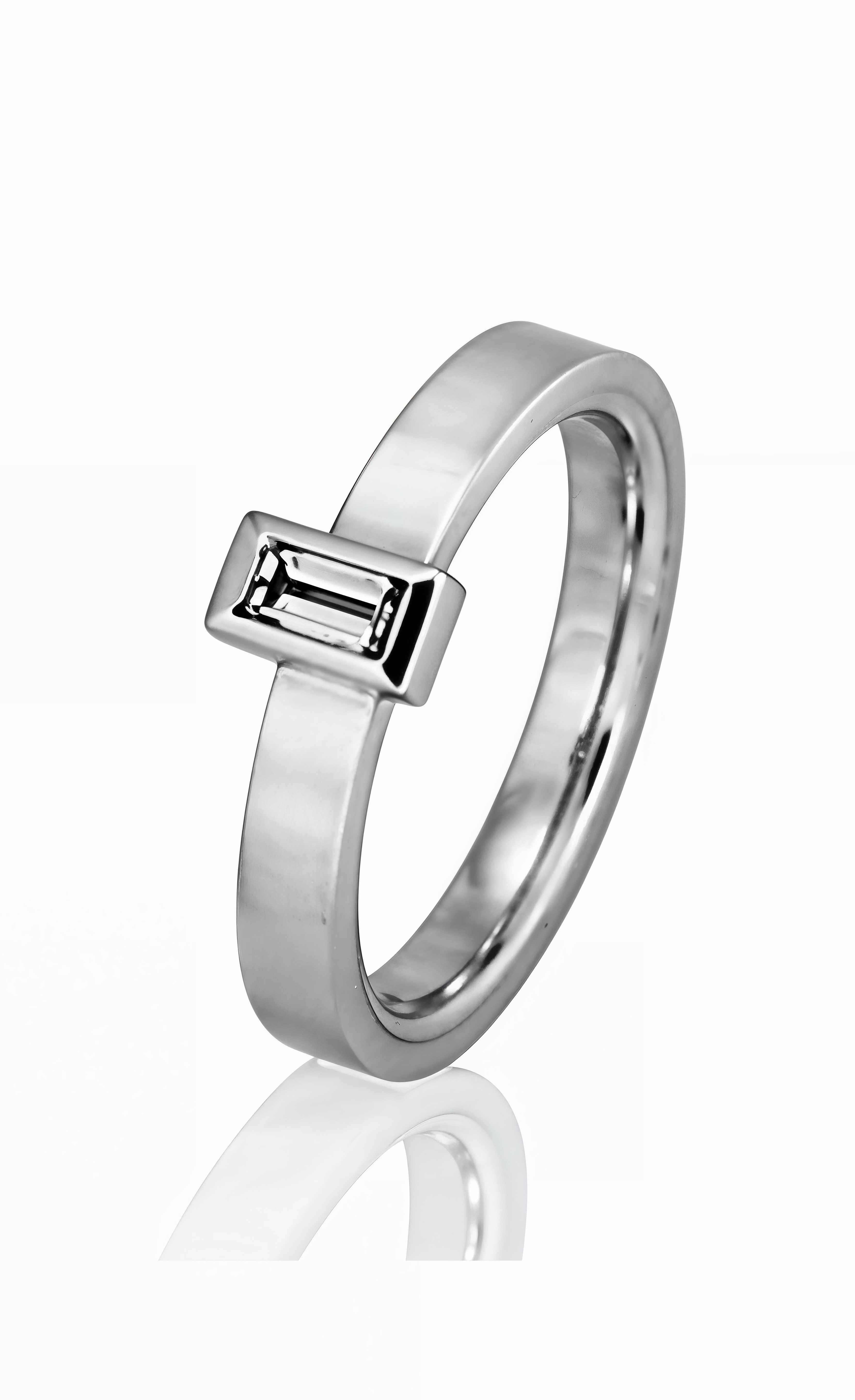 Solitaire ring 008 R&V