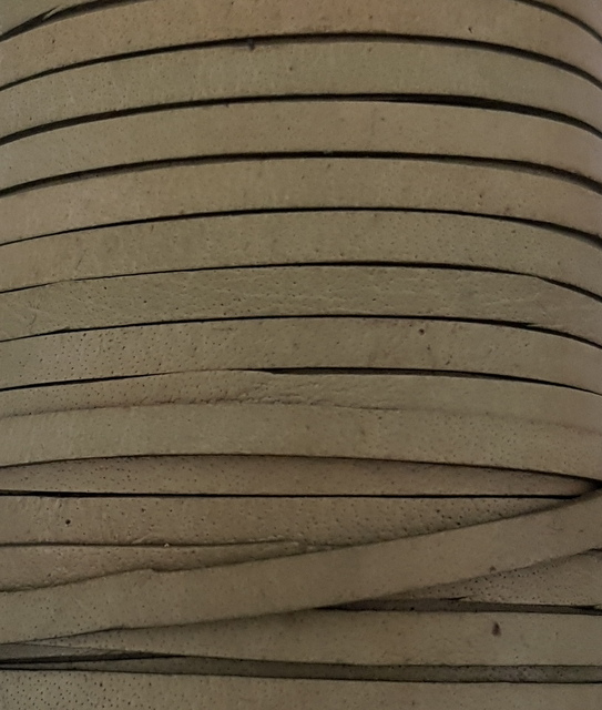 Läderrem flat 3 mm - 13