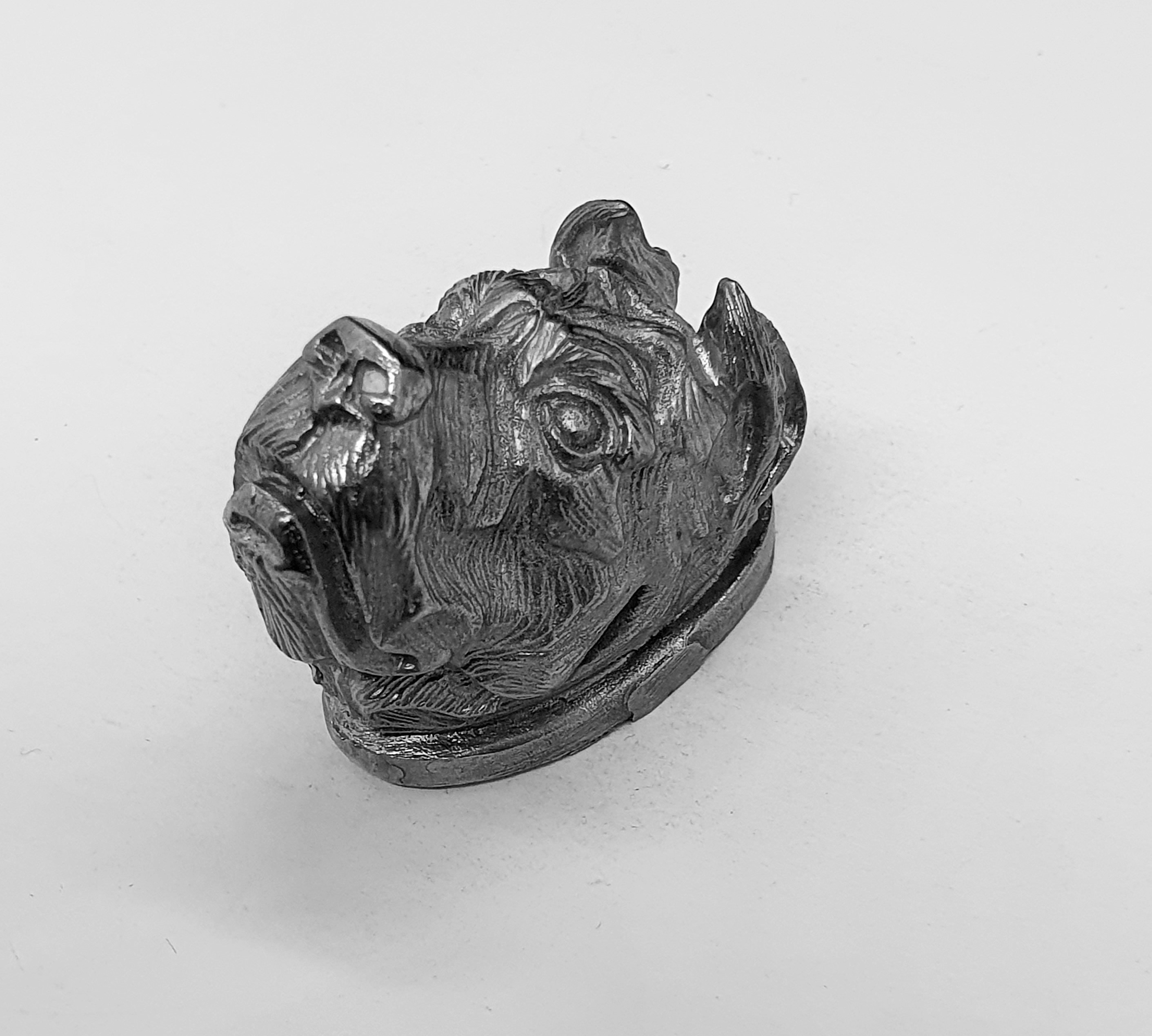 Hund - nysilver - 2