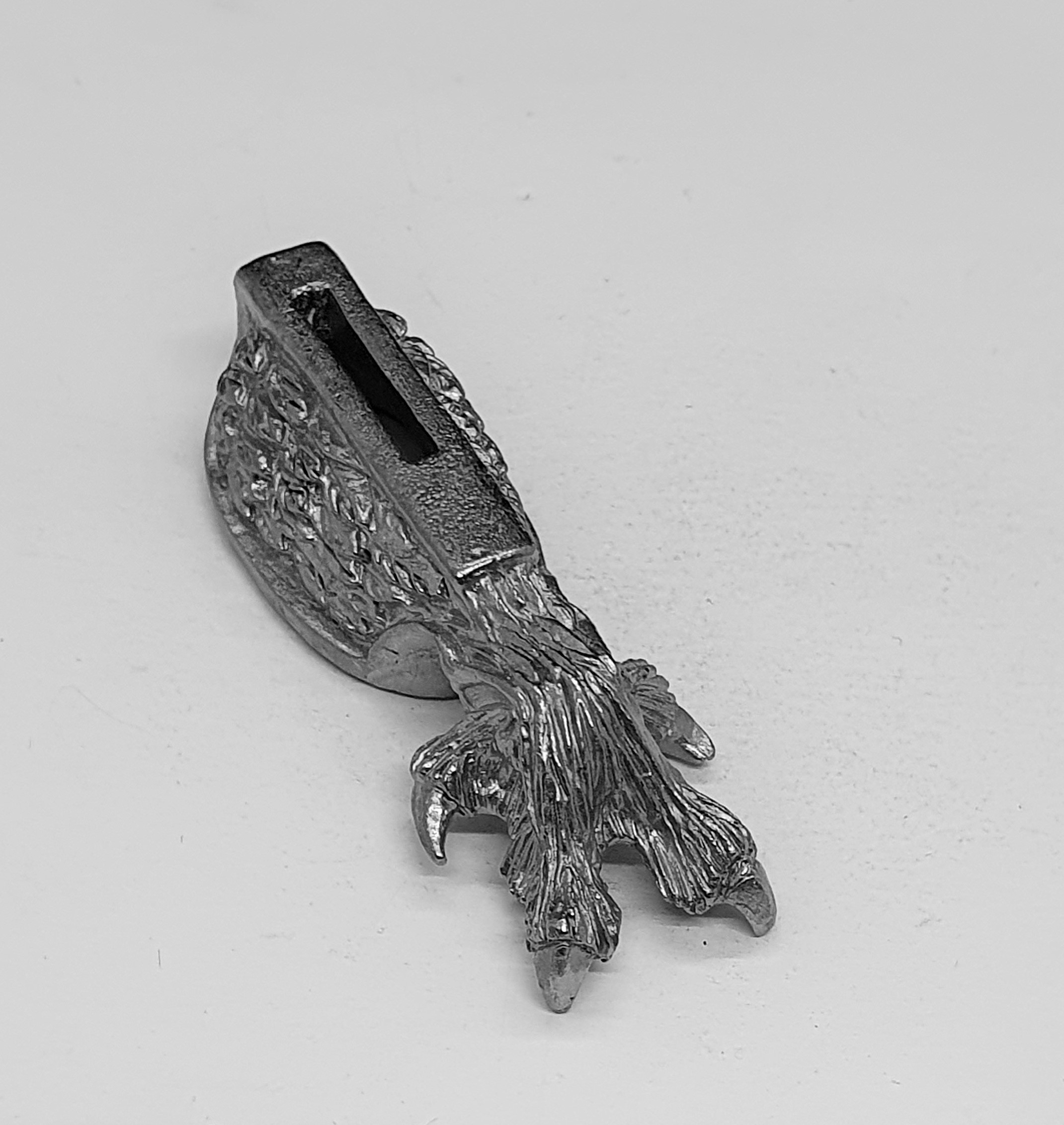 Holk / Fingerskydd Rovdjurstass - nysilver - 2