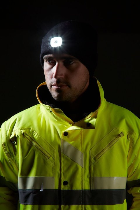 Portwest Uppladdningsbar LED Mössa - 7