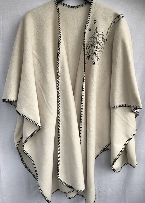 Poncho Tittut Sand