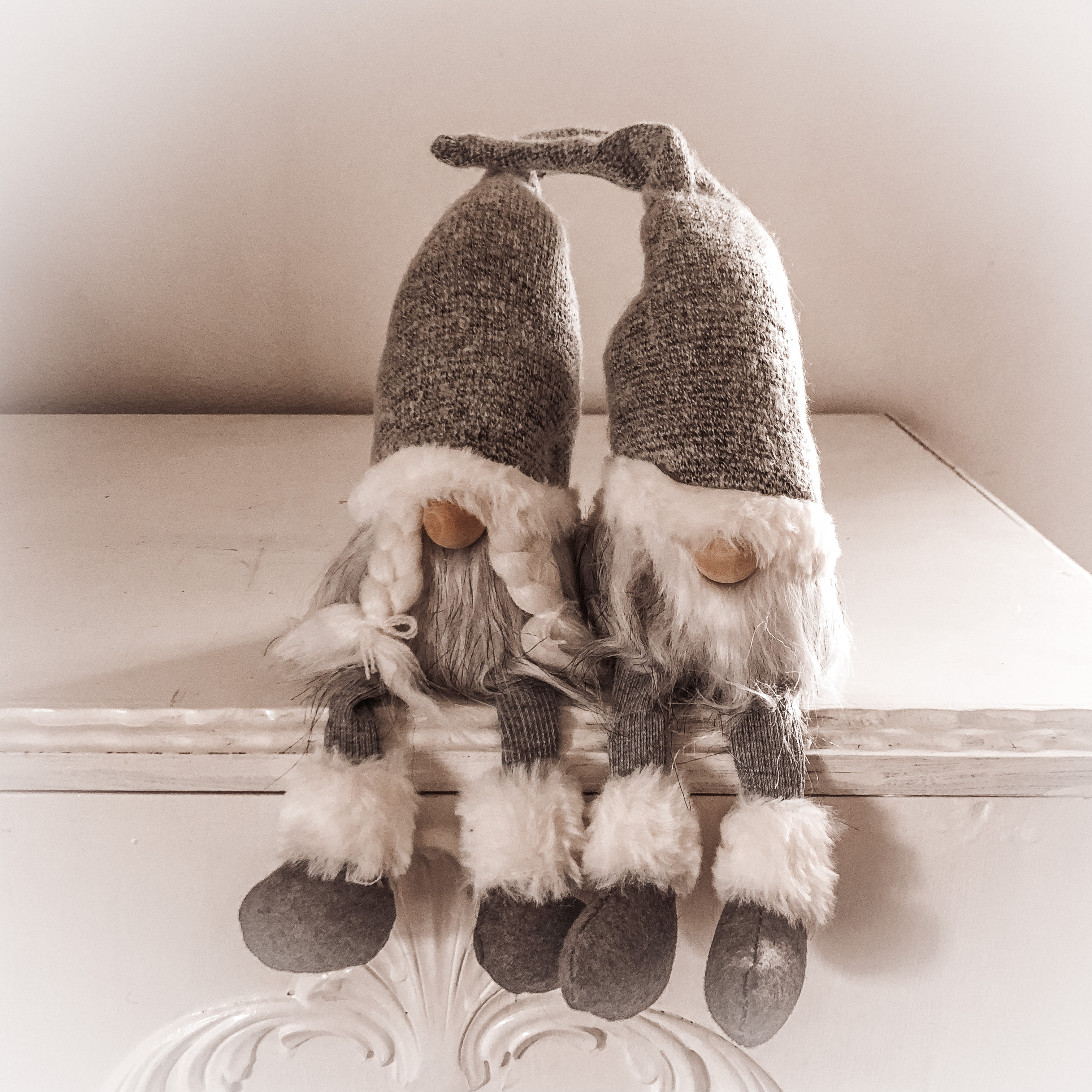 Sittande Tomte 40 cm (Välj variant)
