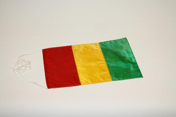 Bordsflagga Guinea - 2