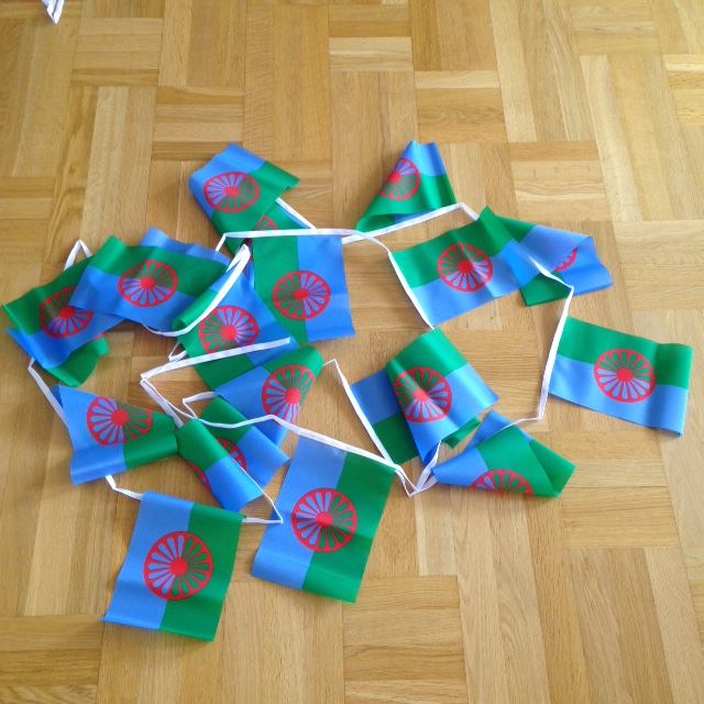 Flaggspel - Romerna i tyg