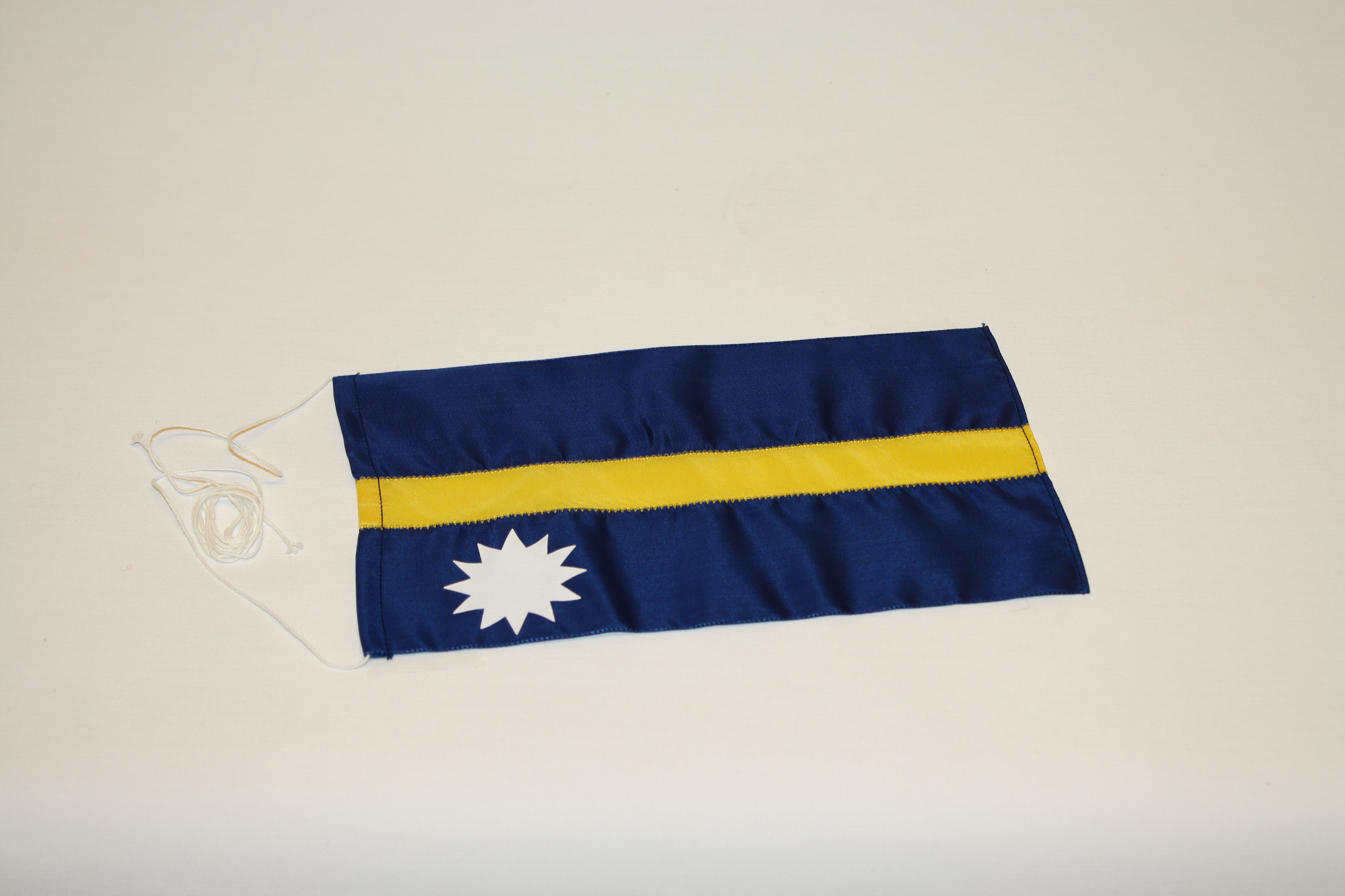 Bordsflagga Nauru - 2