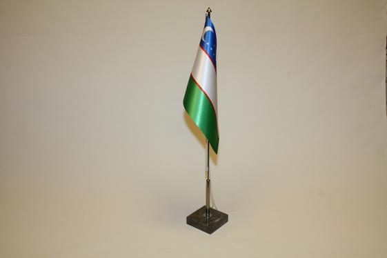 Bordsflagga Uzbekistan