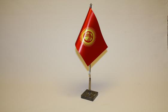 Bordsflagga Kirgizistan