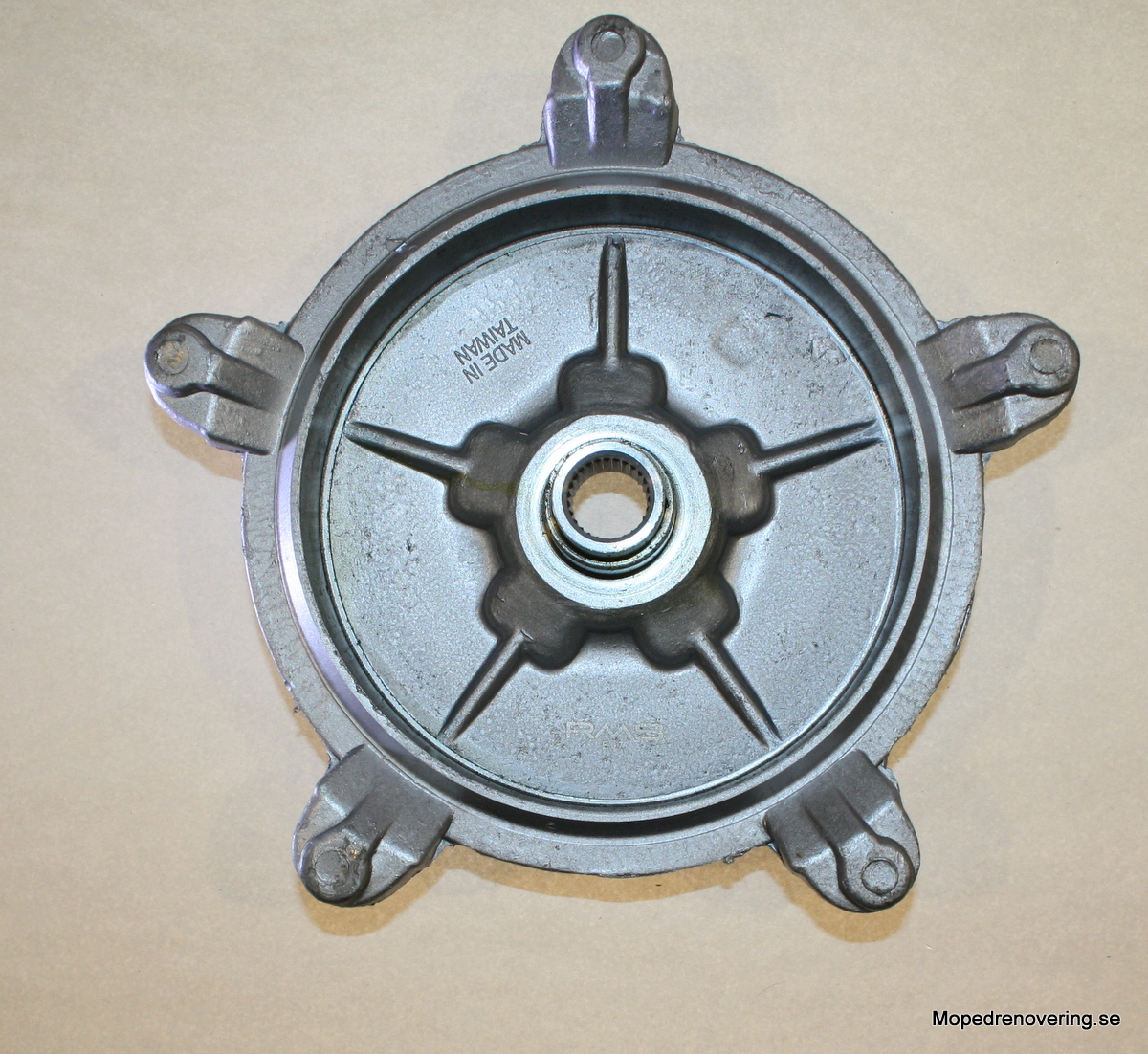 Bremstrommel, hinten Vespa 50,90,125 cc - 2