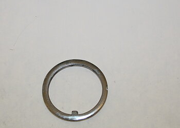 Pääty- ja mutterialusta etuhaarukka M-12685 Husqvarna 282/283 NOS NOS