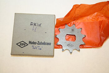 Sprocket front DKW Hummel 11 T.  NOS