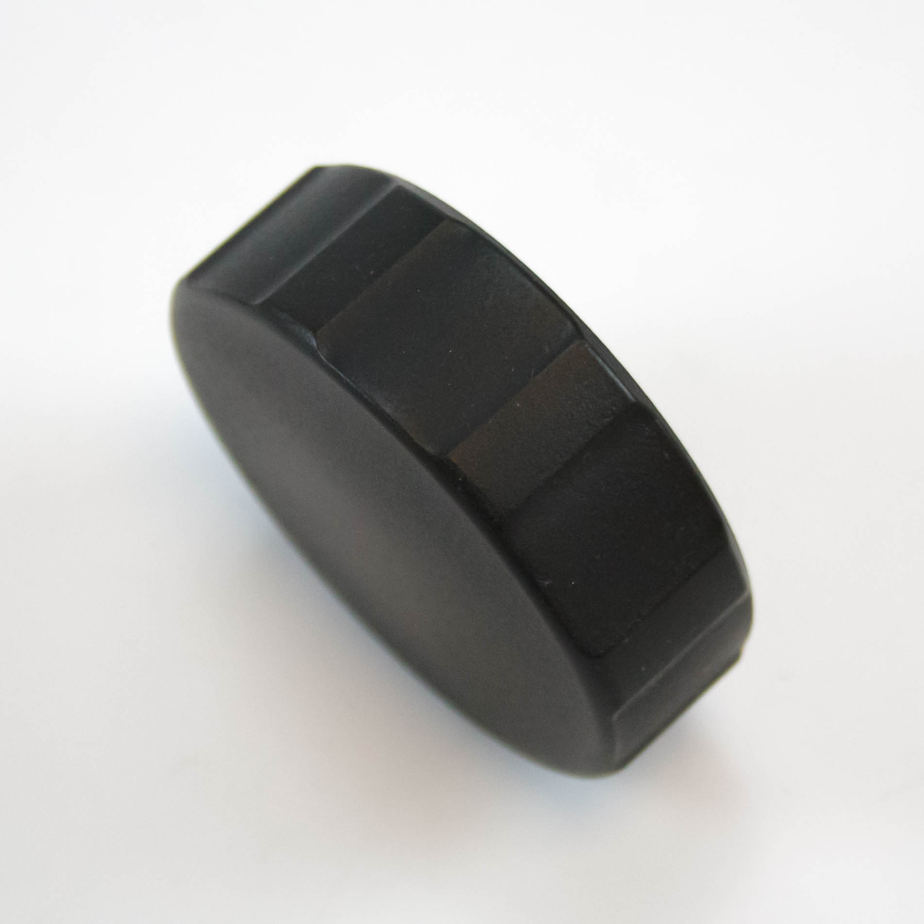 Lock för bromsbehållare Yamaha FS1 1975-76 svart plast - 3