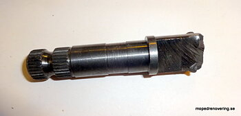 Bremseaksel, bag Honda MT50, MB50