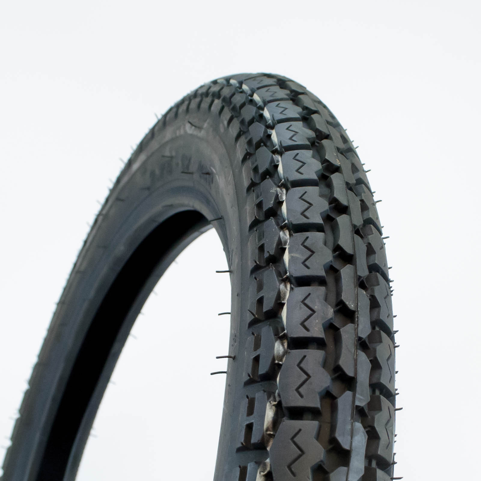Rengaspaketti,Vee Rubber 2,75x17 - 2