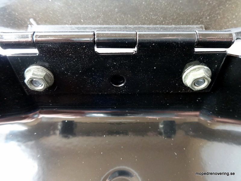 Kit Werkzeugkasten aus Metall mit Schlössern und Nieten. Sehr gut gemacht. - 3