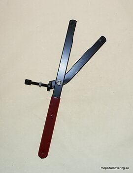 Counter grip for clutch and flywheel