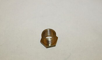 Reducerer tændrørshuller fra M18x1,5 til M14 x1,25, som moderne tændrør normalt har. Perfekt til din veteranmc