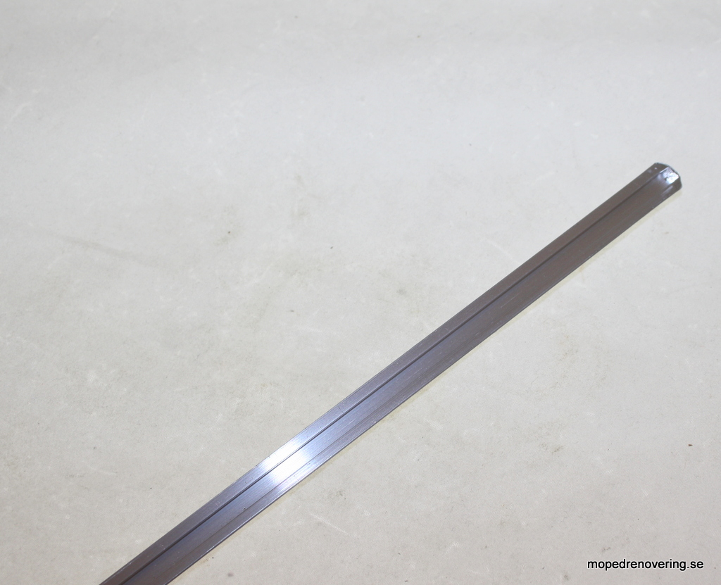 Dekorativ strimmel / Sadelstrimmel til pude i aluminium - 1st ~100cm - 2