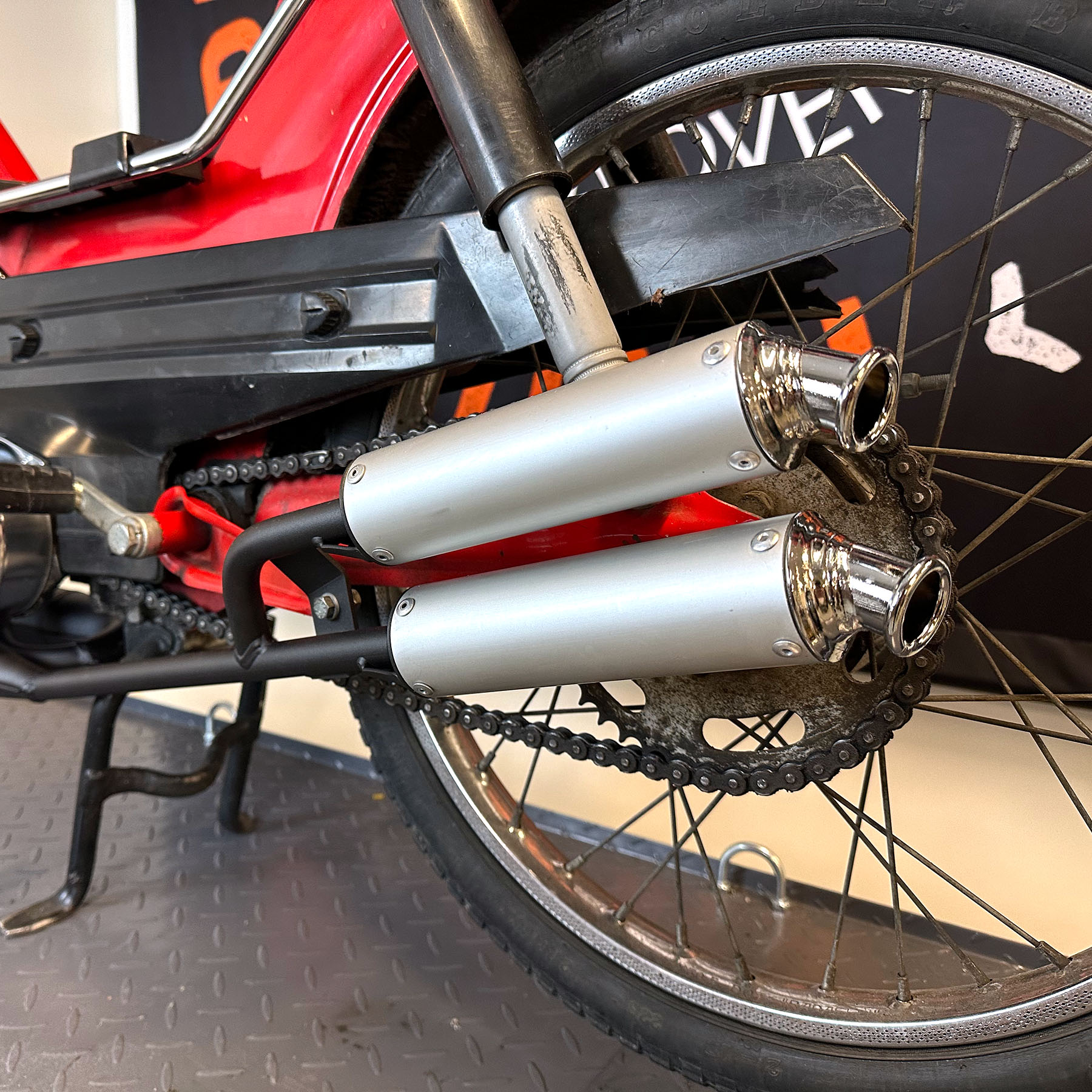 Pakoputken kierros kaksoisen äänvaimennin maxi musta alu Tecno - 6