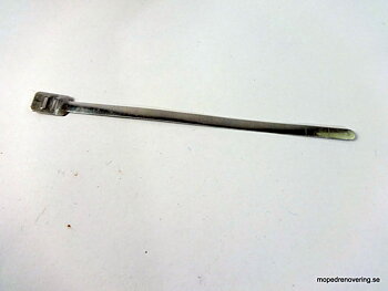 Halterung für Kabel, montiert unter dem Kraftstofftank am Dakota/VZ50 / Colorado / Texas