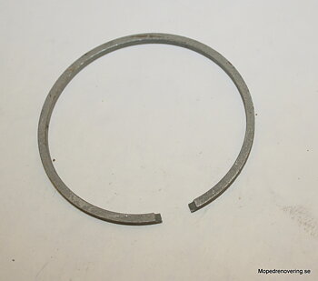 Stempelring 60,5x2,5 mm. ZUNDAPP 200cc. NOS. SOLGT PART T 810