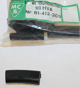 Gummipuffer am Rahmen unter dem Tank, Husqvarna Cornette 3912 NOS