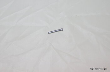 Nitte 3 x 20 mm . Aluminium