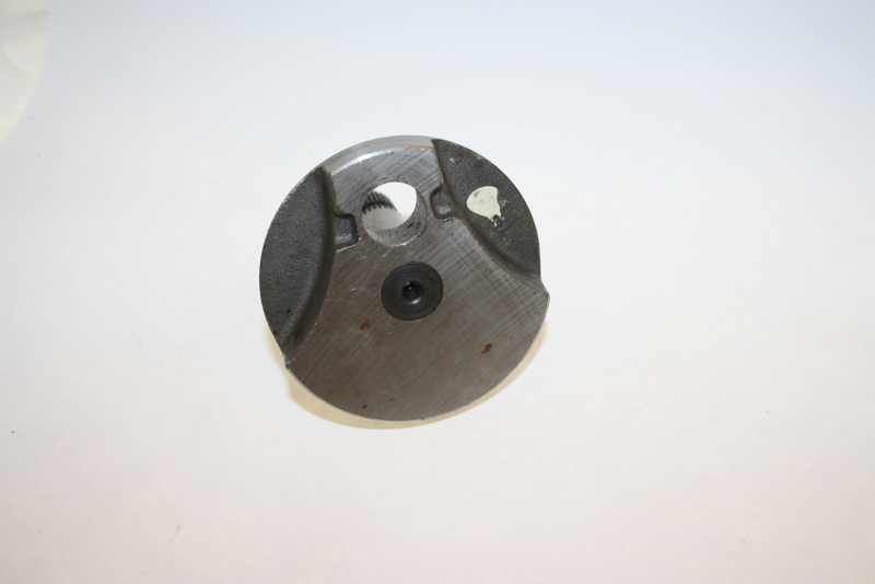 Kampiakselin puolikas oikea ohjain 2 VXL 29036-58 NOS - 2