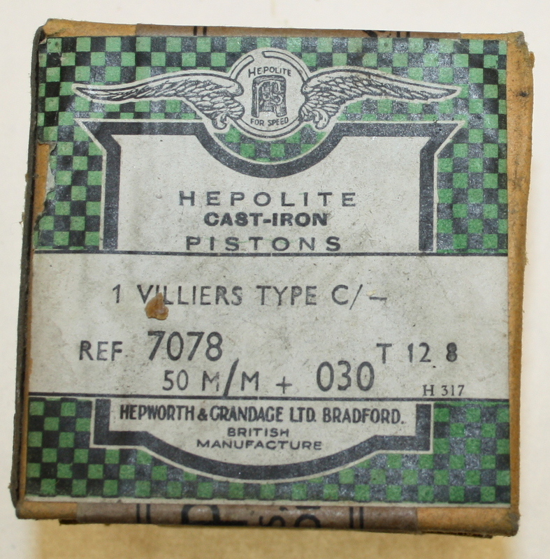 Mäntä männänpultilla ja renkailla, Rex Villers 98 CC Valmistaja Hepolite Englanti. 50.75 mm nro - 2