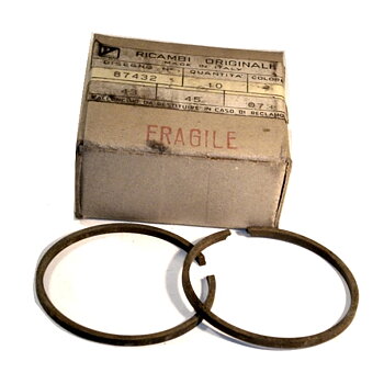 087432 Kolbenring 52,7 mm 1. ÖD Vespa 125 cc VNB GTR, einzeln erhältlich