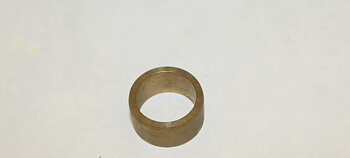 Gjennomføring for sparksegment JB 128 CC NOS 28075-94