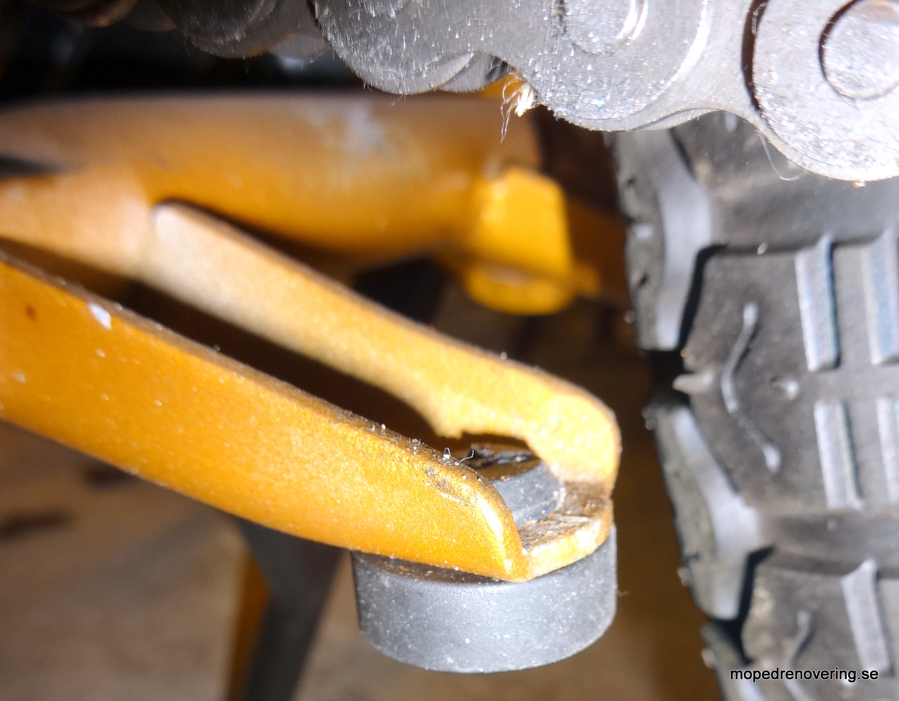 Centralt støtte af gummi / Bageste ramme VZ50 - 2