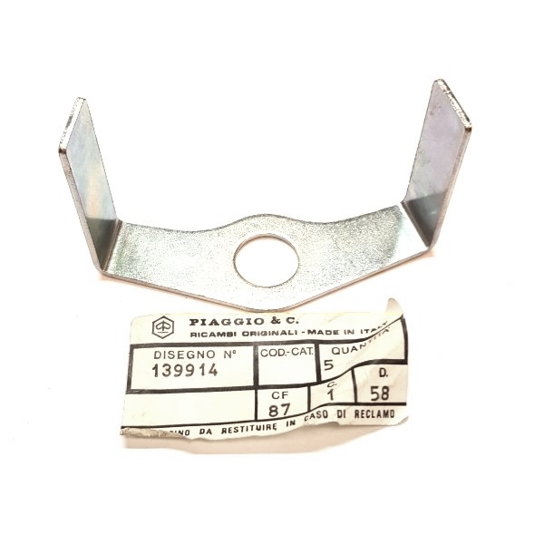 139914 Nopeusmittarin kiinnike Vespa