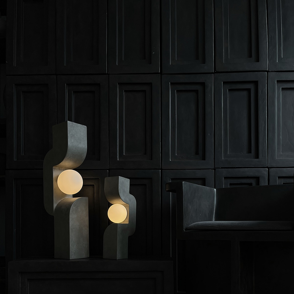 Sitting Man Table Lamp  - 4