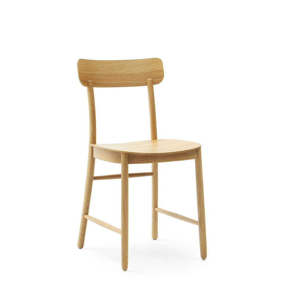 Figurine Chair (Lacquered Oak) -Fogia