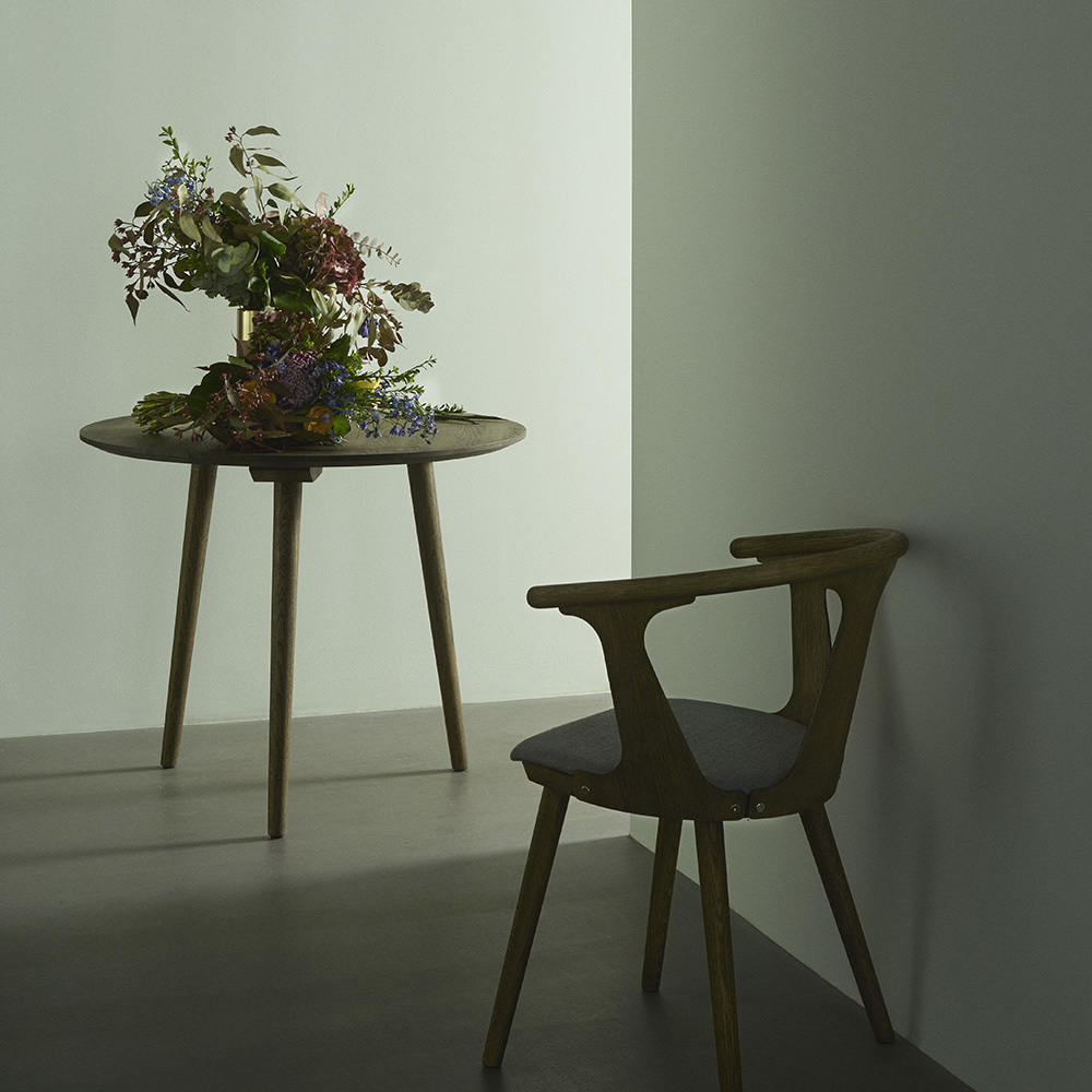 In Between SK2 Armchair - & Tradition - 8