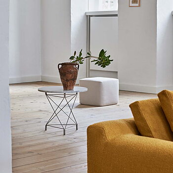 Spider Coffe table Top Ø80 cm/Triangle Base (several choices) - Eilersen