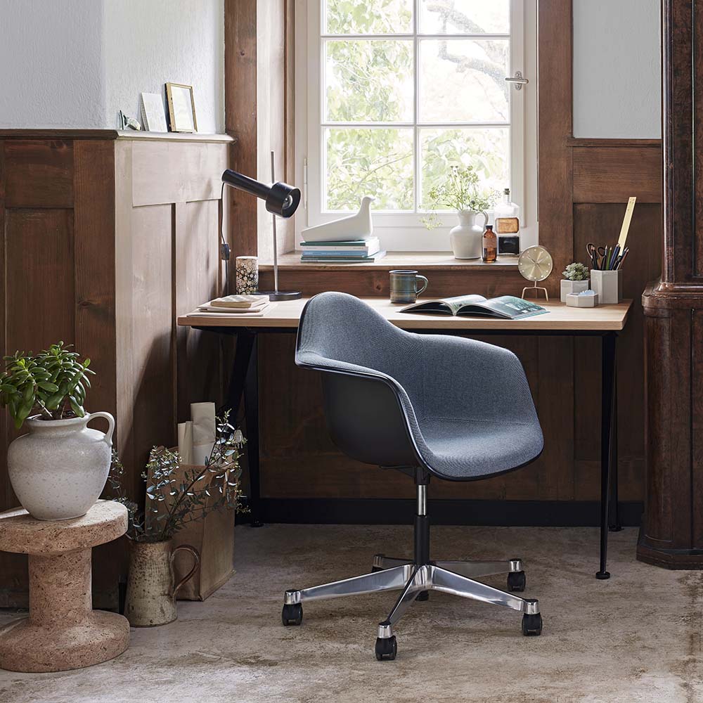 Eames Plastic Armchair RE PACC Office chair (front upholstered) - Vitra - 2