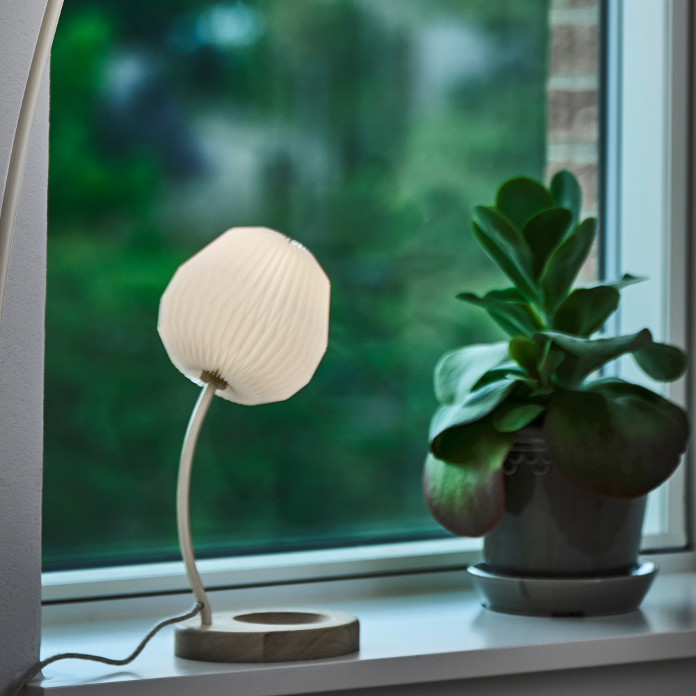 Modell 330 The Bouquet bordslampa - LE KLINT - 2
