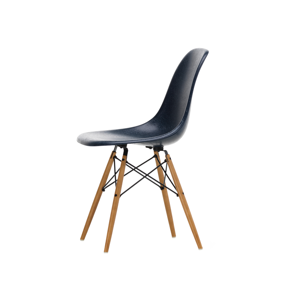 Eames Fiberglass Chair DSW - Vitra - 12