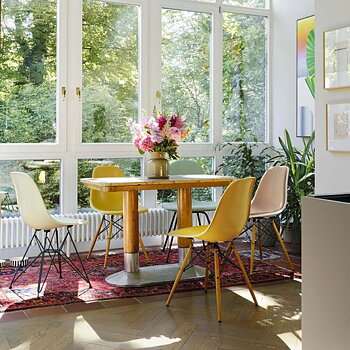 Eames Fiberglass Chair DSX