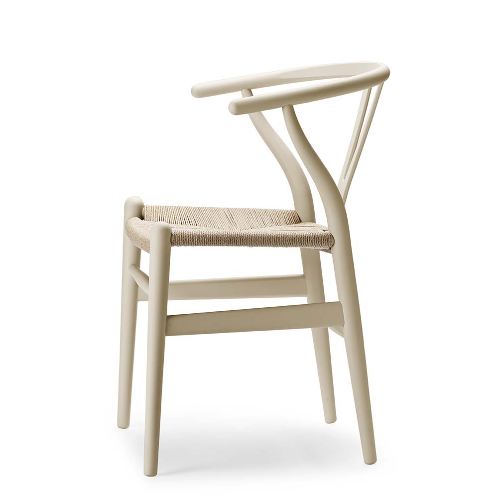 CH24 Wishbone chair (Soft Edition Barley) - In stock - by Ilse Crawford - Carl Hansen & Søn - 3