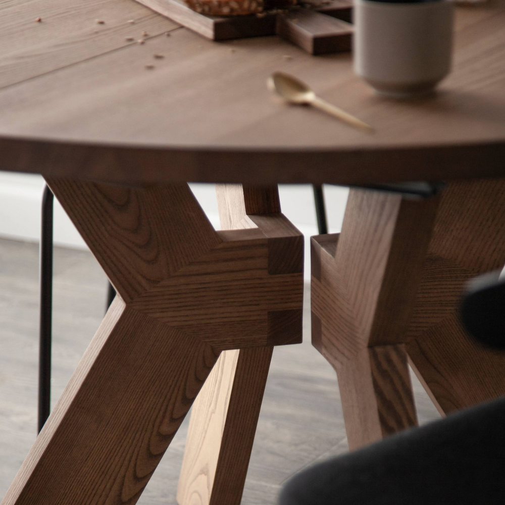 Monogram Round Extendable Dining Table  - Oak (several choices) - Kristensen & Kristensen - 6