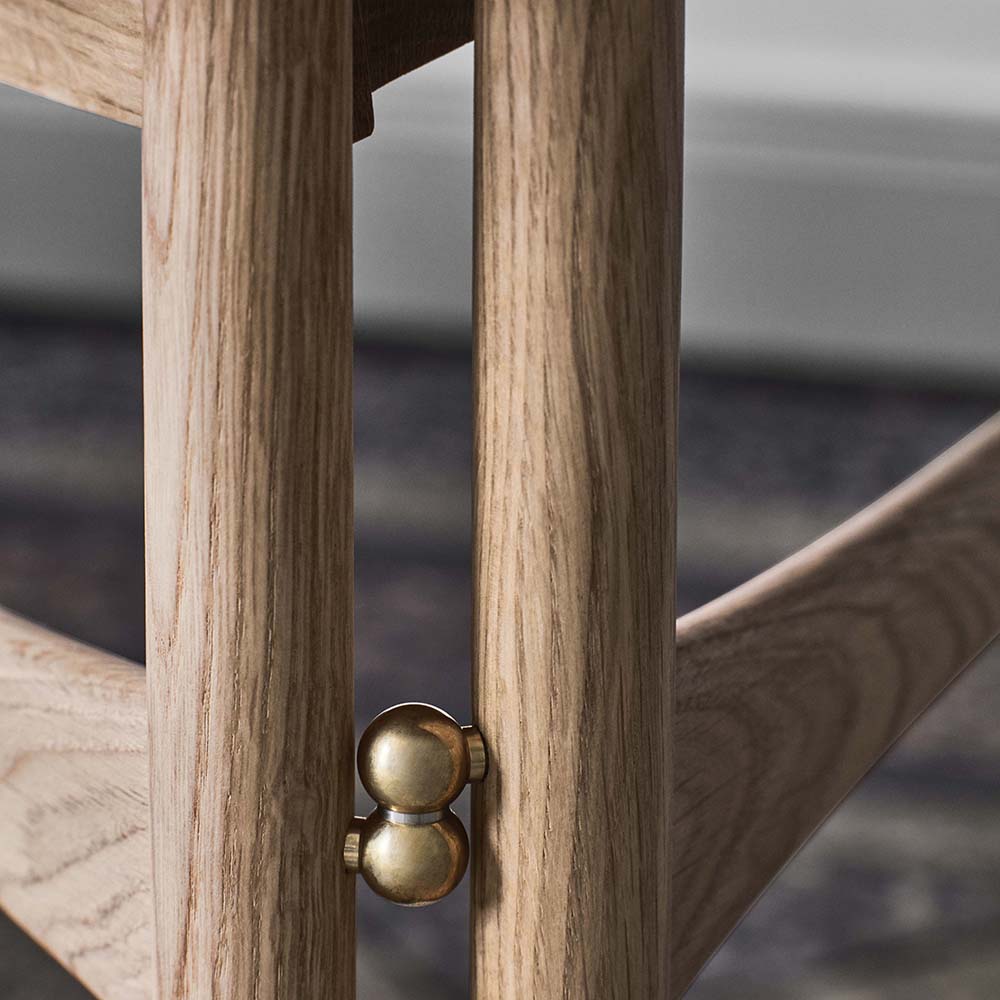 Drop Leaf HM6 Dining Table 142x163 cm Oak - & Tradition - Quickship - 5