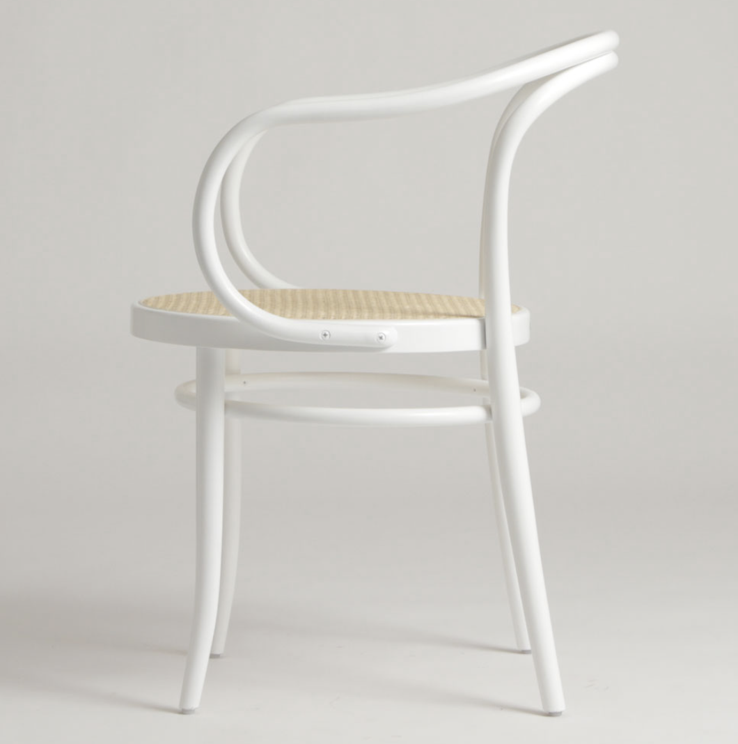 30 White Rattan Armchair In stock TON Buy at Vision of