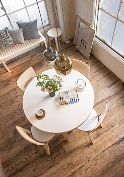 Bänk 153A Svart - Aalto - I lager